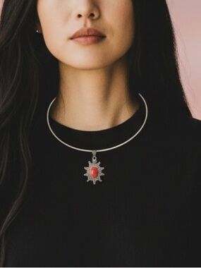 Taxco Carnelian Cabochon Choker
Necklace | Vintage Sterling Silver 
Pendant